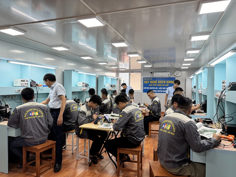 nguyen-ly-lam-vieec-cua-mach-dien-tu-tu-lanh (3)